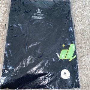 Jeffree star t shirt size medium